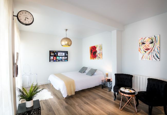 Apartment in Annecy - Art Bay 2 velos et parking Apartment in Annecy - Art Bay 2 velos et parking