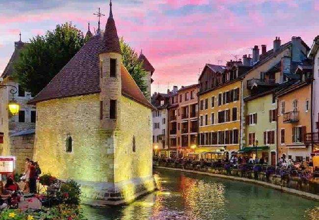 Studio in Annecy-le-Vieux - Deliciosa parking vue splendide plage à 10min Studio in Annecy-le-Vieux - Deliciosa parking vue splendide plage à 10min