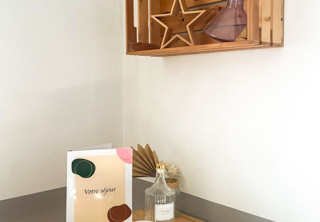 Studio in Annecy - Bamboo Caban 2 min du centre ville Studio in Annecy - Bamboo Caban 2 min du centre ville