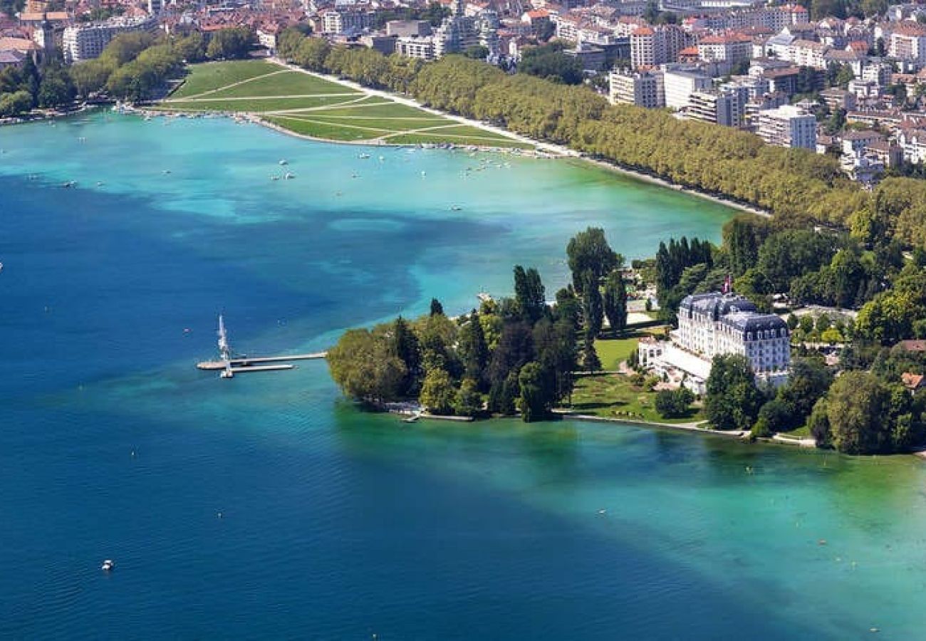 Apartment in Annecy - Palm Beach romantique jacuzzi