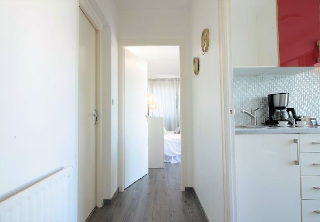 Apartment in Annecy - Mont Royal balcon et piscine Apartment in Annecy - Mont Royal balcon et piscine