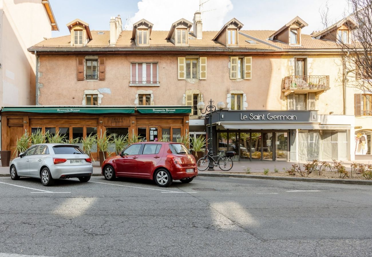 Apartment in Annecy - Angelina à 2 minutes de la vieille ville