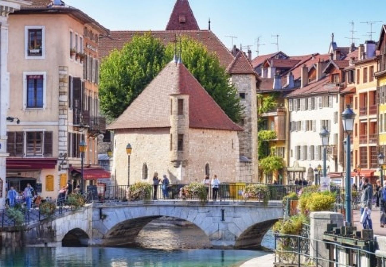 Apartment in Annecy - Angelina à 2 minutes de la vieille ville