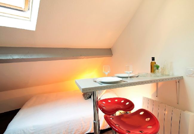 Studio in Annecy - La cachette dans le grenier Studio in Annecy - La cachette dans le grenier