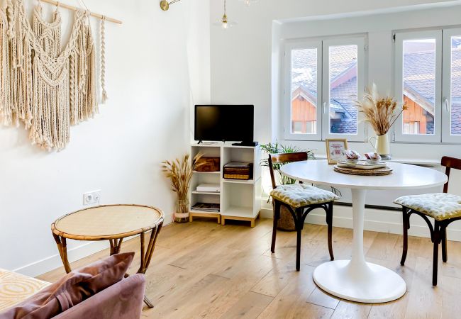 Apartment in Annecy - Nemours du château emplacement de rêve Apartment in Annecy - Nemours du château emplacement de rêve