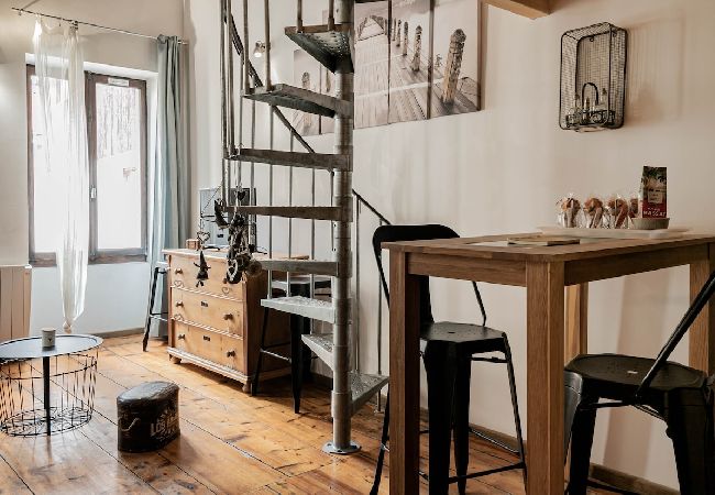 Apartment in Annecy - Riva charme de la vieille ville Apartment in Annecy - Riva charme de la vieille ville