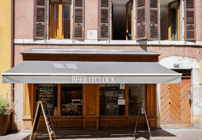 Apartment in Annecy - Riva charme de la vieille ville Apartment in Annecy - Riva charme de la vieille ville