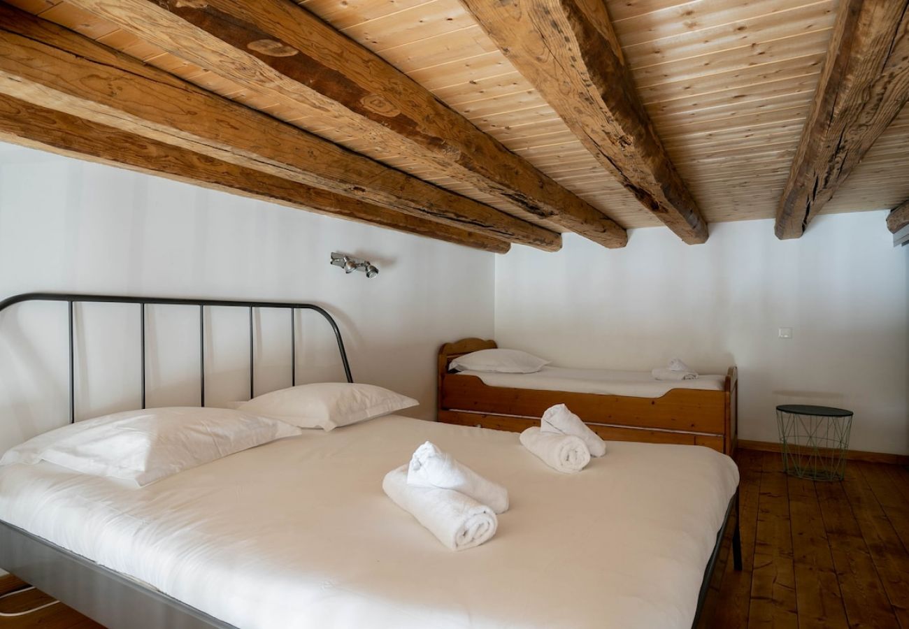 Apartment in Annecy - Riva charme de la vieille ville