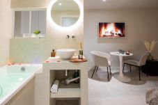 Studio in Annecy - Muse rue perrière jacuzzi