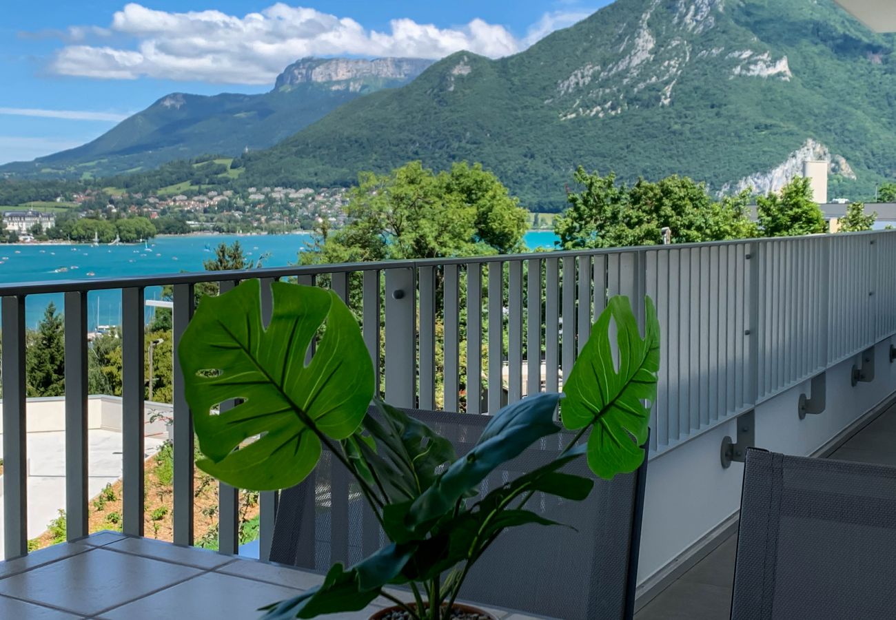 Apartment in Annecy - Emeraude vue incroyable lac