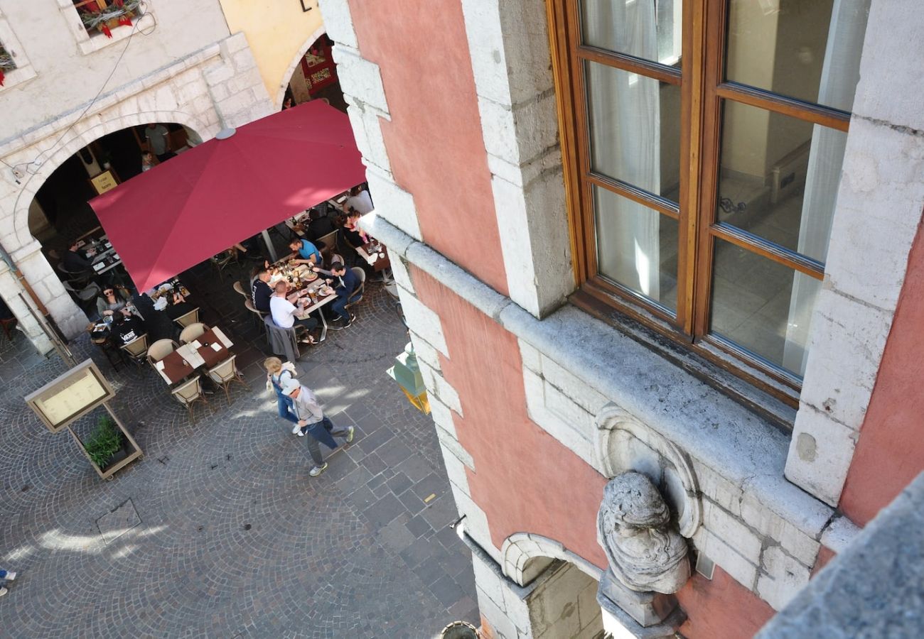 Apartment in Annecy - Baroque vieille ville rue du Paquier