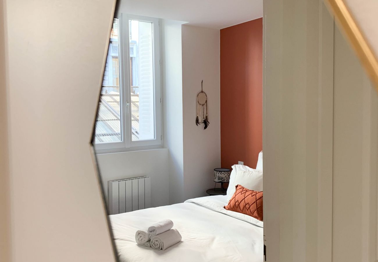 Apartment in Annecy - Secrets d ambre rue royale
