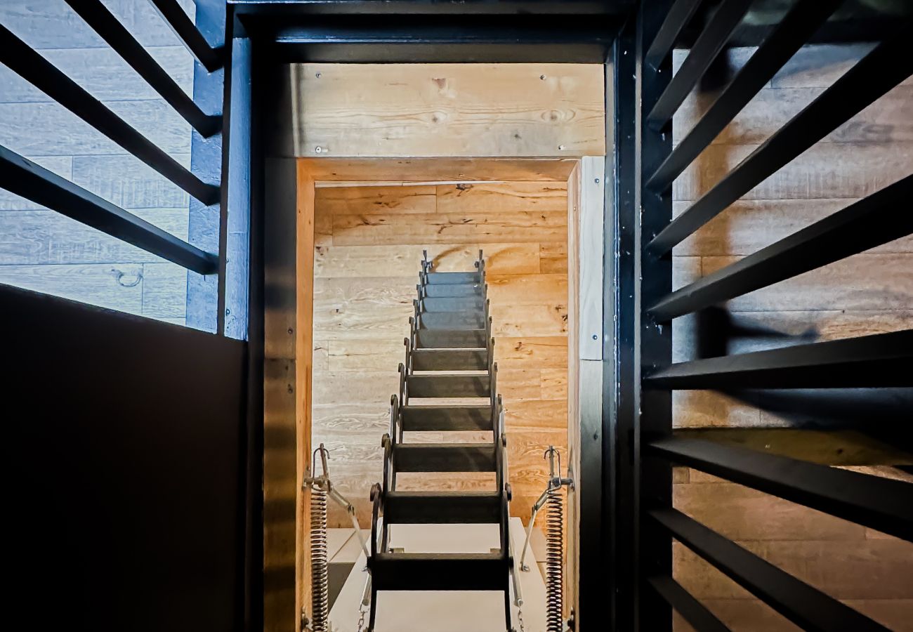 Studio in Annecy - Love room Noir Desir vieille ville Annecy