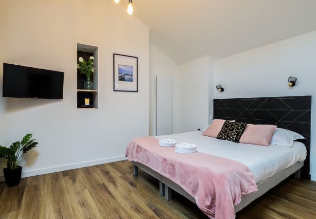 Studio in Annecy - Perchoir meilleur emplacement vieille ville Studio in Annecy - Perchoir meilleur emplacement vieille ville