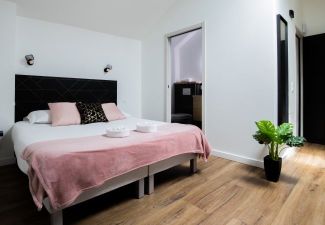 Studio in Annecy - Perchoir meilleur emplacement vieille ville Studio in Annecy - Perchoir meilleur emplacement vieille ville