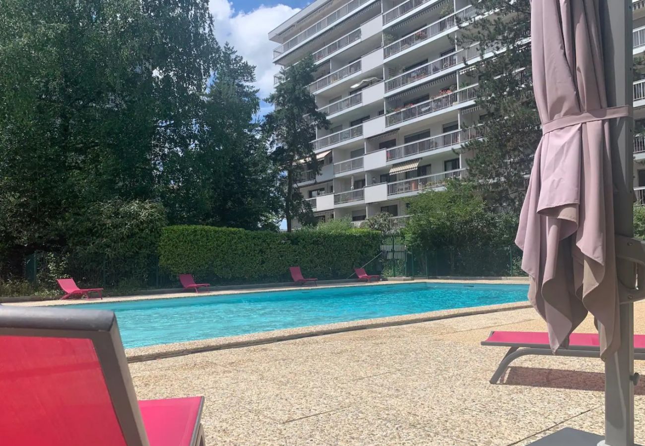 Apartment in Annecy - Diego, Standing Piscine Privé