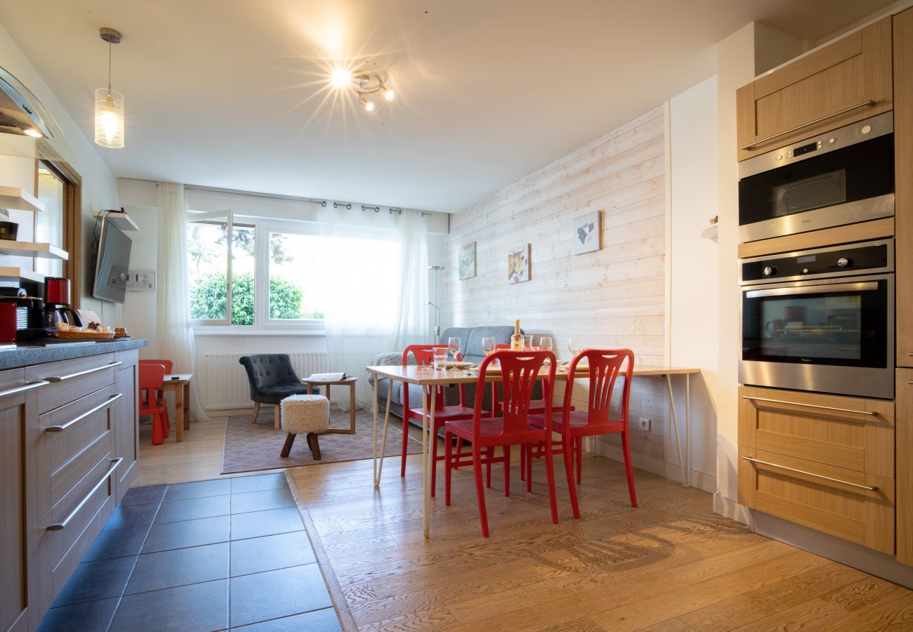 Apartment in Annecy - Diego, Standing Piscine Privé