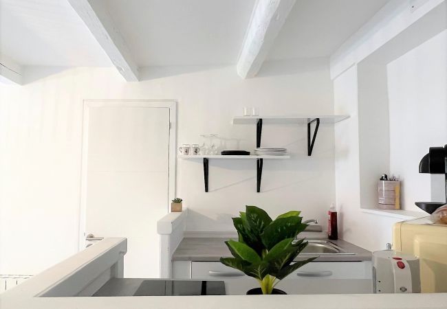 Studio in Annecy - Santorin vieille ville 5 min lac Studio in Annecy - Santorin vieille ville 5 min lac