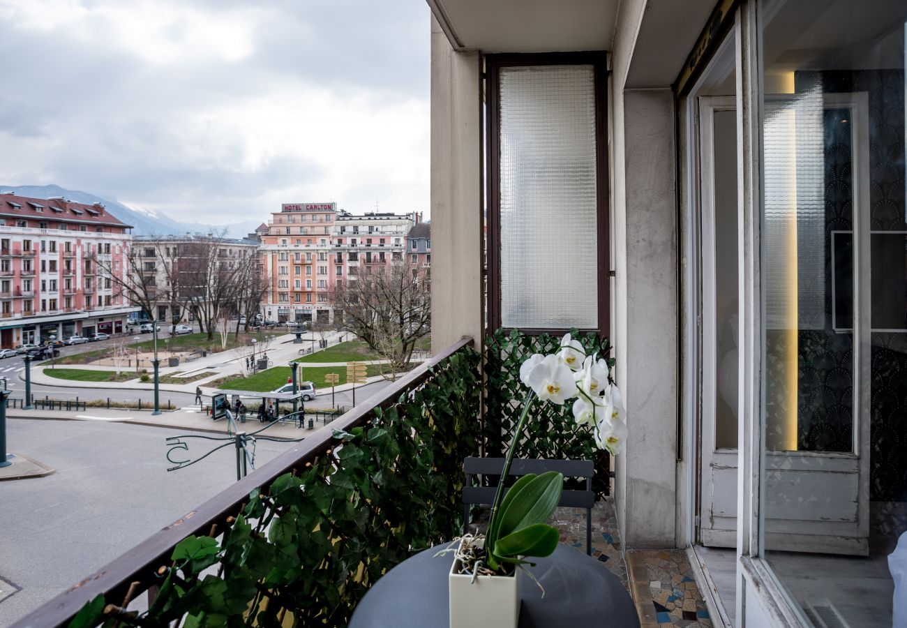 Studio in Annecy - Nero Station City proche de la gare