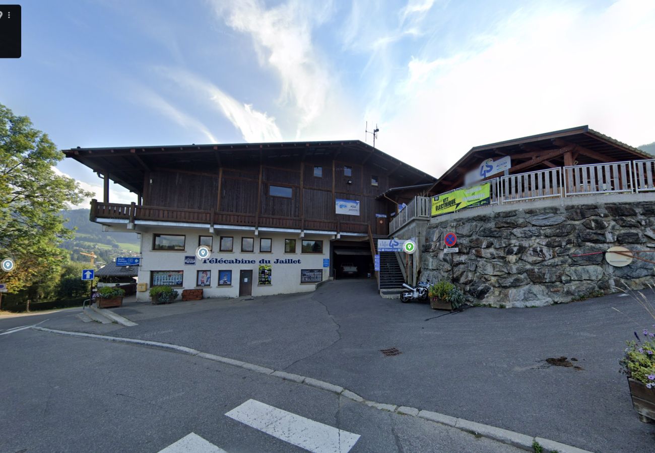Chalet in Megève - Chalet Orchidée Megève sur les pistes