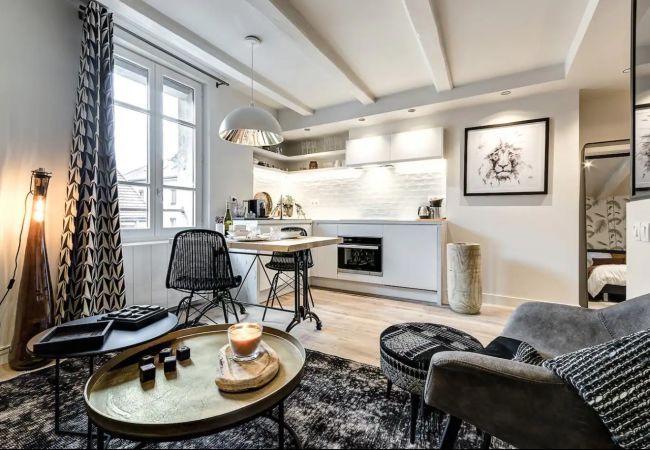 Apartment in Annecy - Pretty trop romantique Apartment in Annecy - Pretty trop romantique