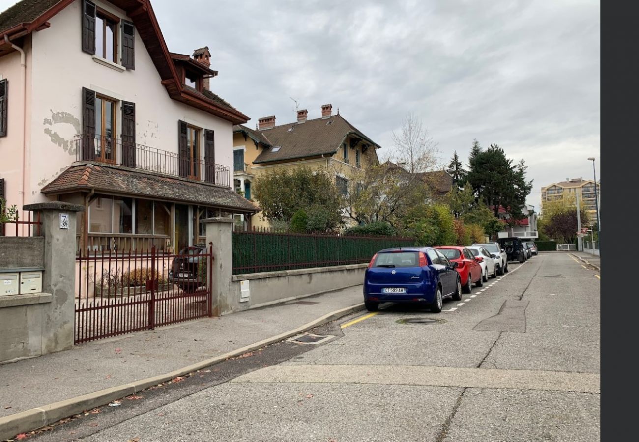 Apartment in Annecy - Evidence proche du lac