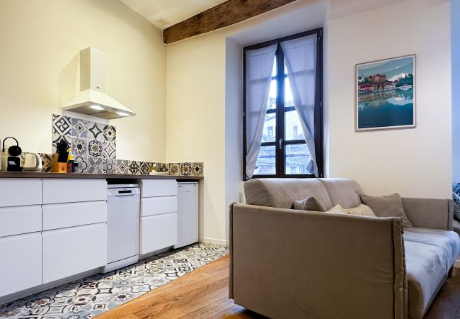 Apartment in Annecy - Goa vieille ville place sainte claire Apartment in Annecy - Goa vieille ville place sainte claire
