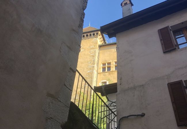 Studio in Annecy - Lys vieille ville Annecy Studio in Annecy - Lys vieille ville Annecy