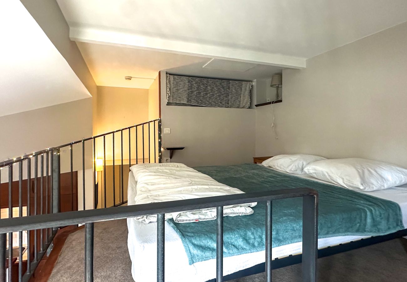Studio in Annecy - Au pied de l'arbre