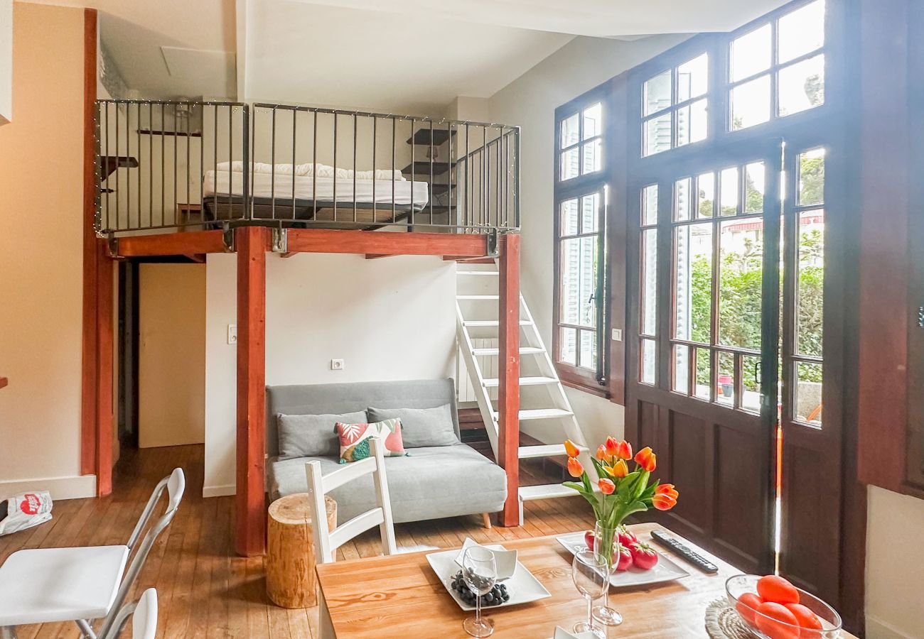 Studio in Annecy - Au pied de l'arbre