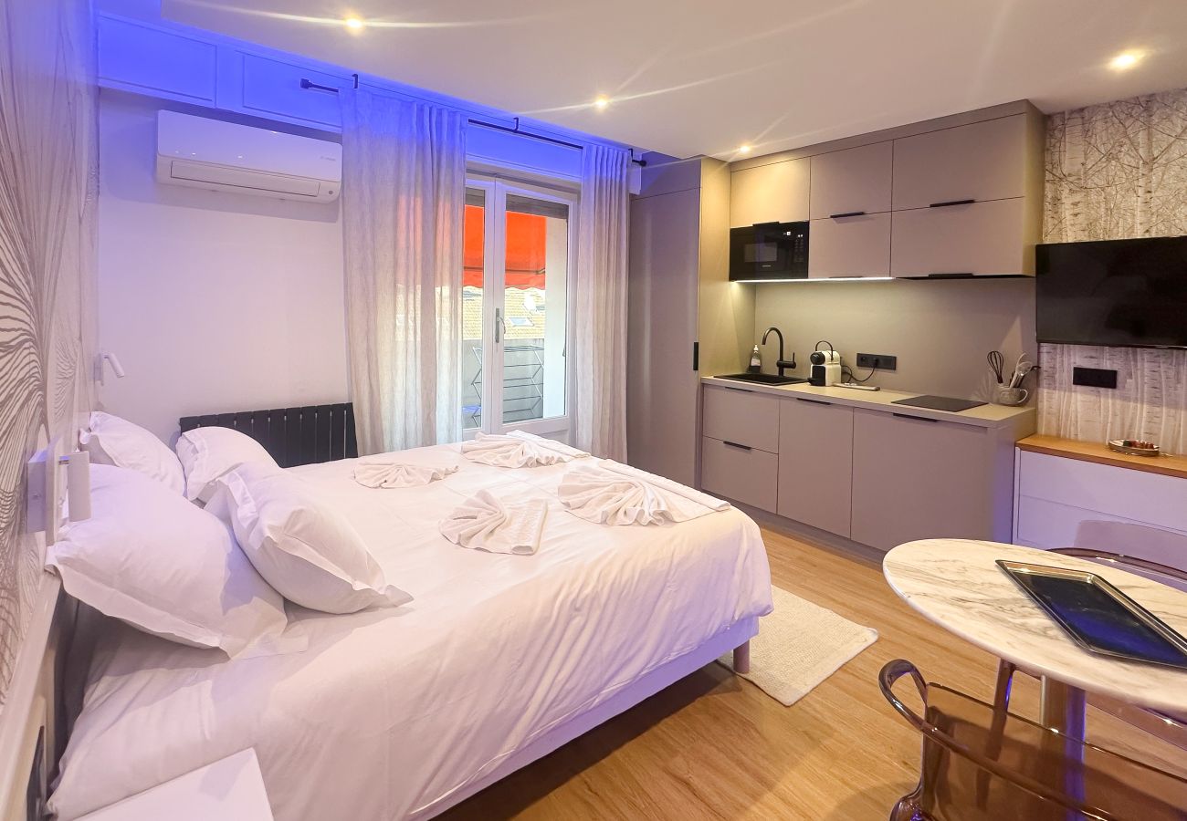 Studio in Annecy - Saint Bernard / Luxe / Bail mobilité vue lac