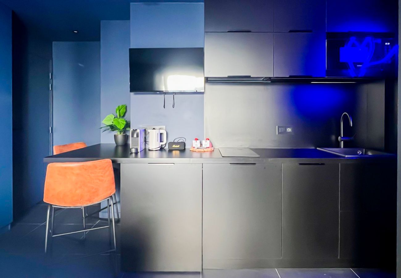 Studio in Annecy - Mica Business studio Mobiliy
