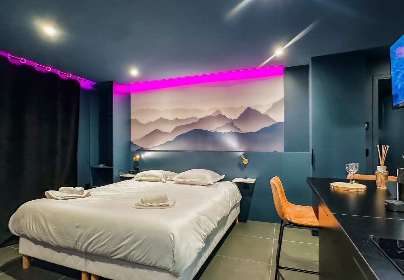 Studio in Annecy - Mica Business studio Mobiliy