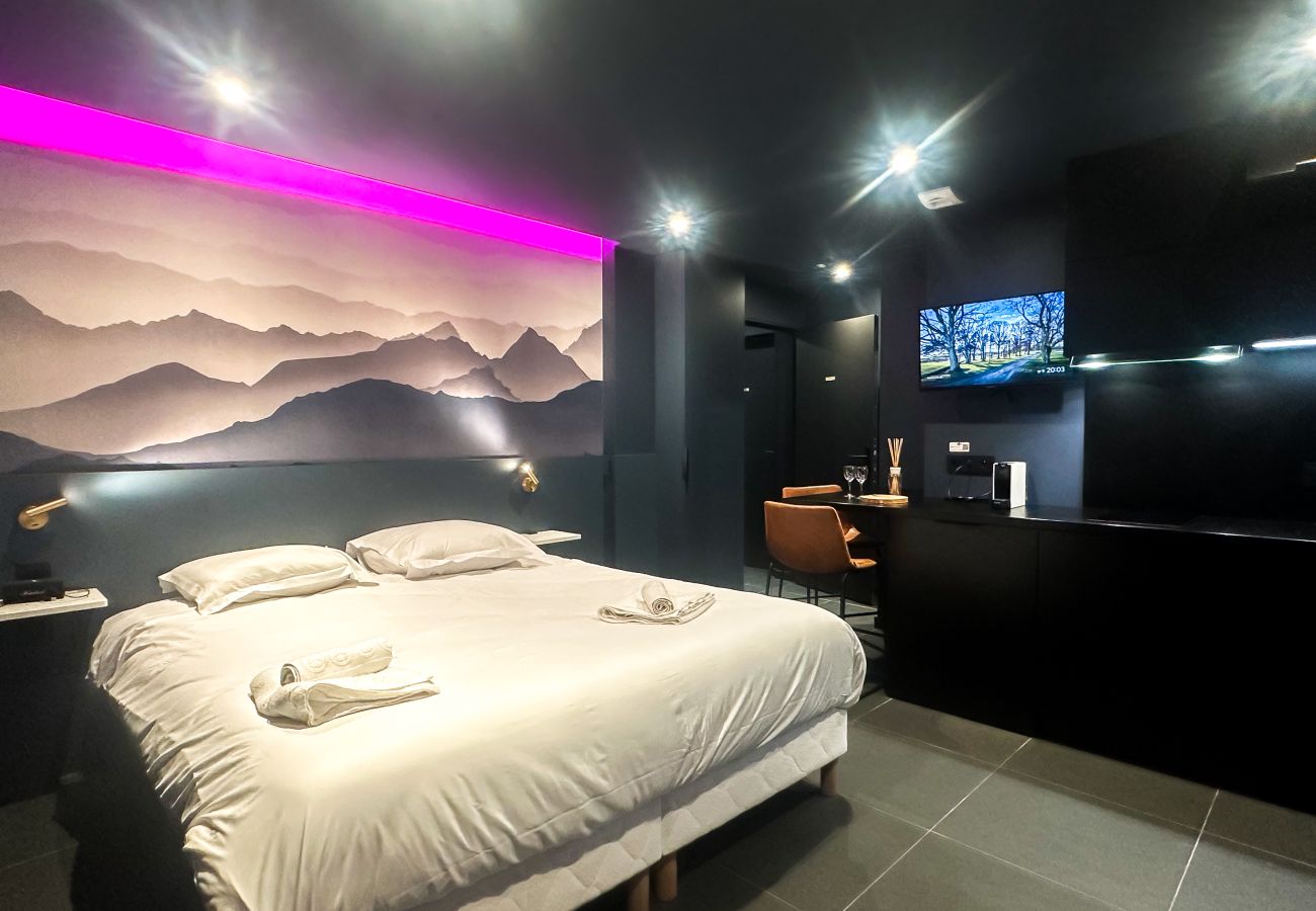 Studio in Annecy - Mica Business studio Mobiliy