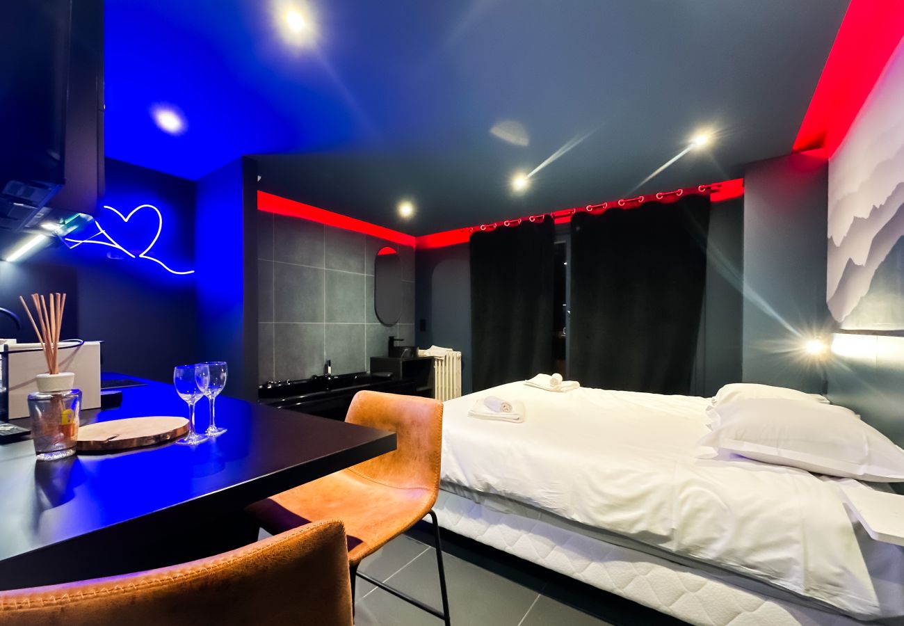 Studio in Annecy - Mica Business studio Mobiliy