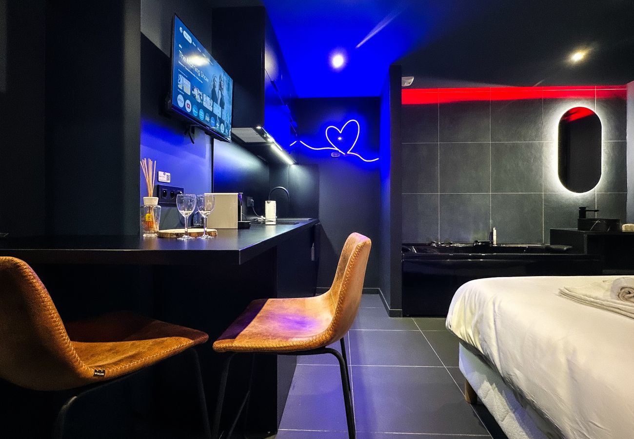 Studio in Annecy - Mica Business studio Mobiliy