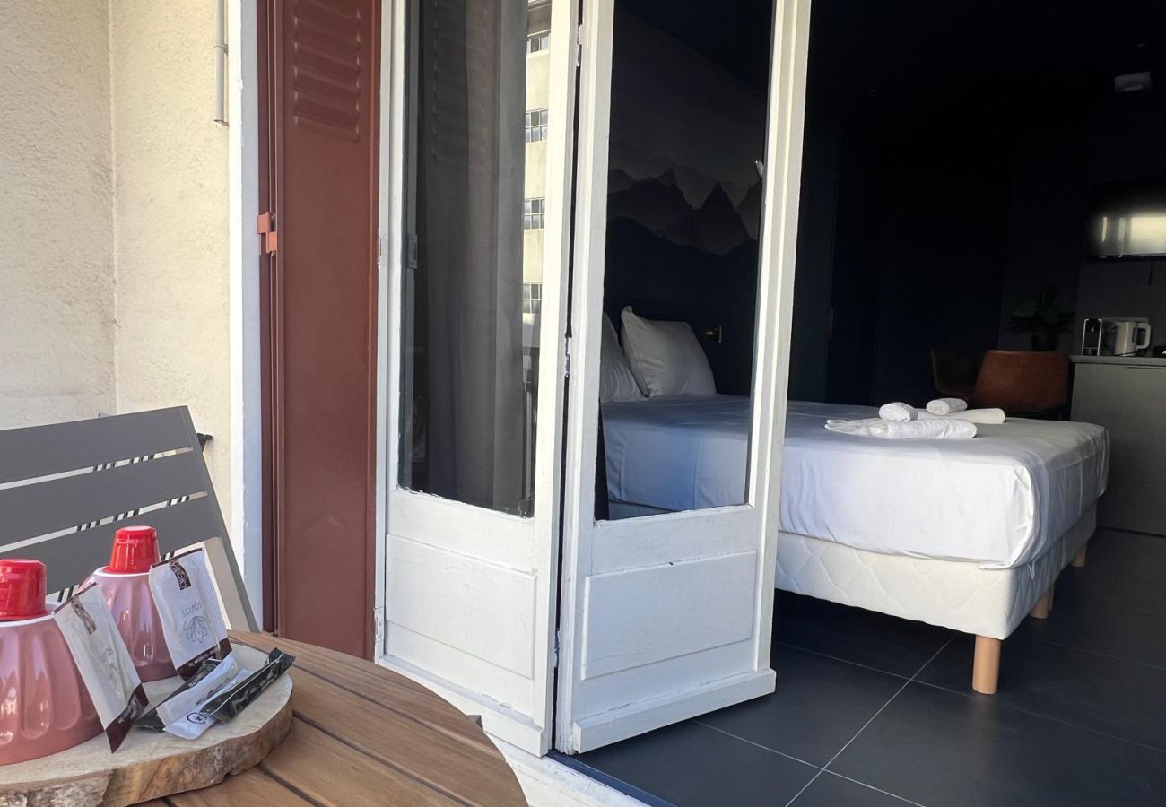 Studio in Annecy - Mica Business studio Mobiliy