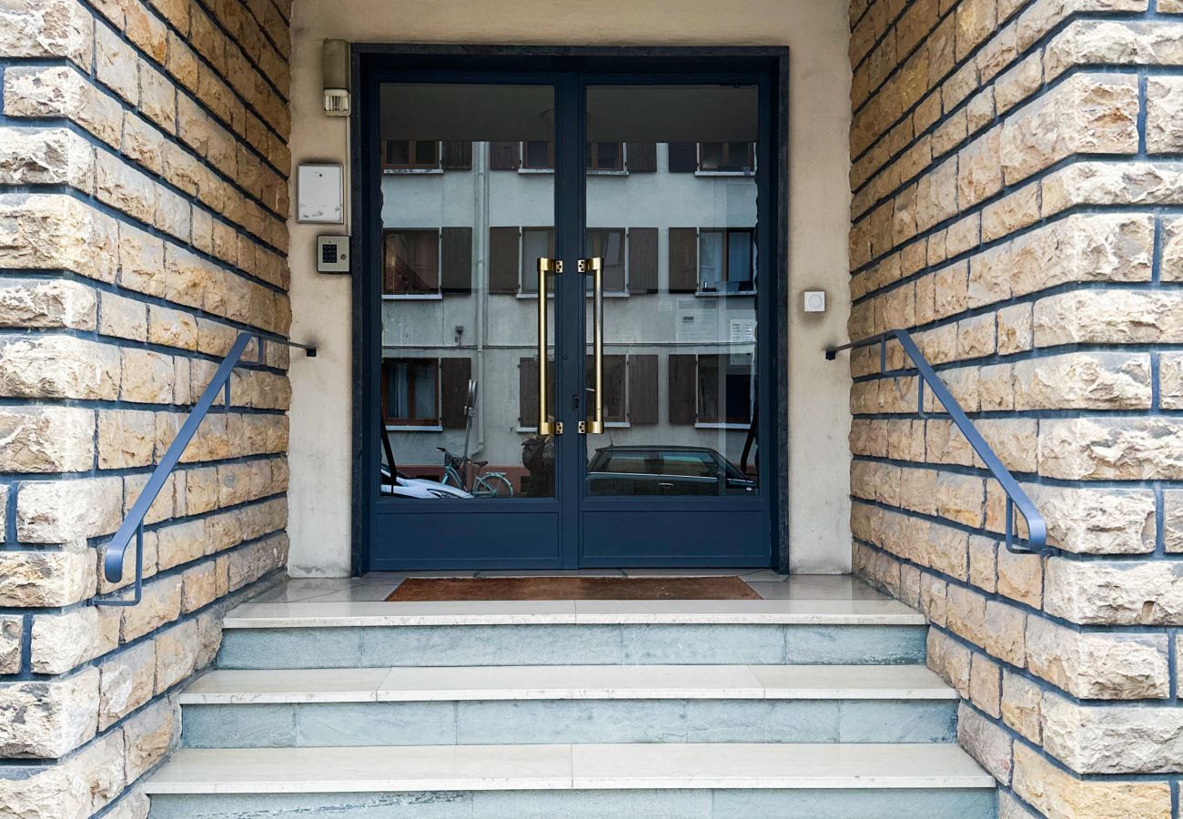 Studio in Annecy - Mica Business studio Mobiliy