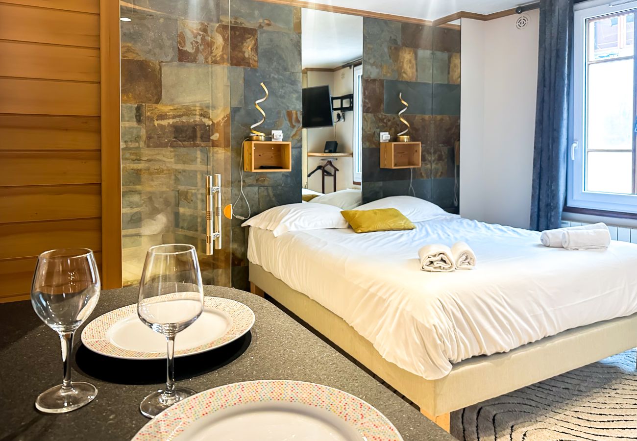 Studio in Annecy - Rococo romantique avec sauna vieille ville Annecy