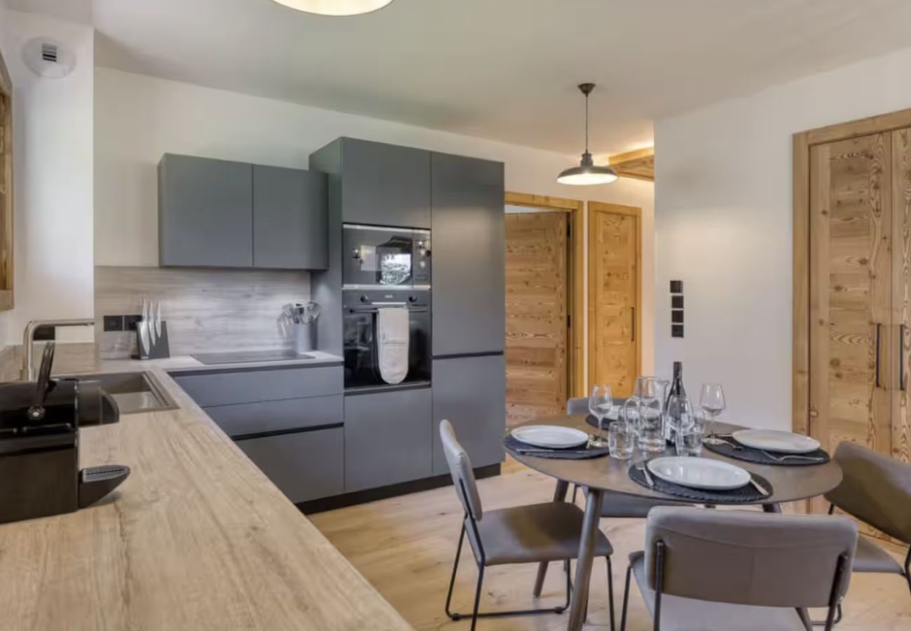 Apartment in Megève - K1 face aux pistes ski in / ski out Megève