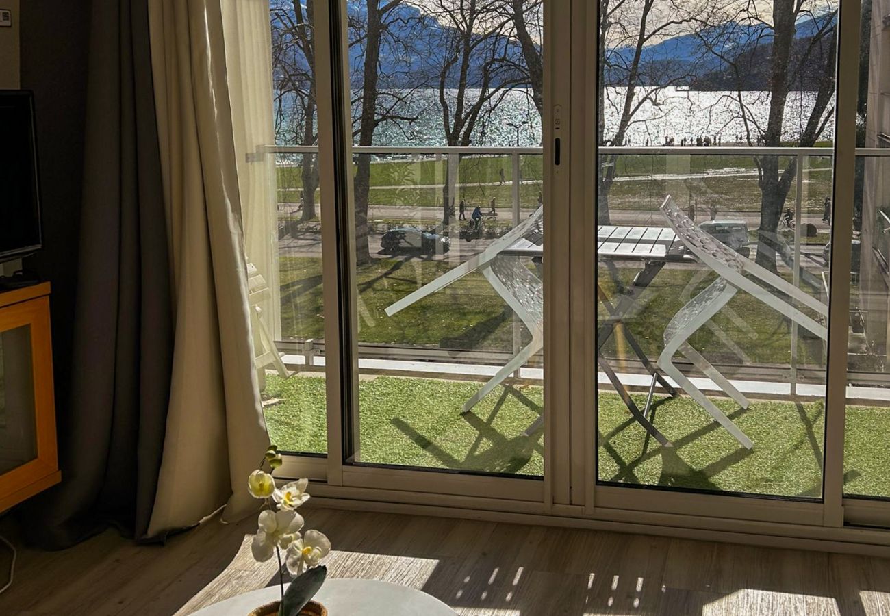 Appartement à Annecy - L Ourson vue Lac