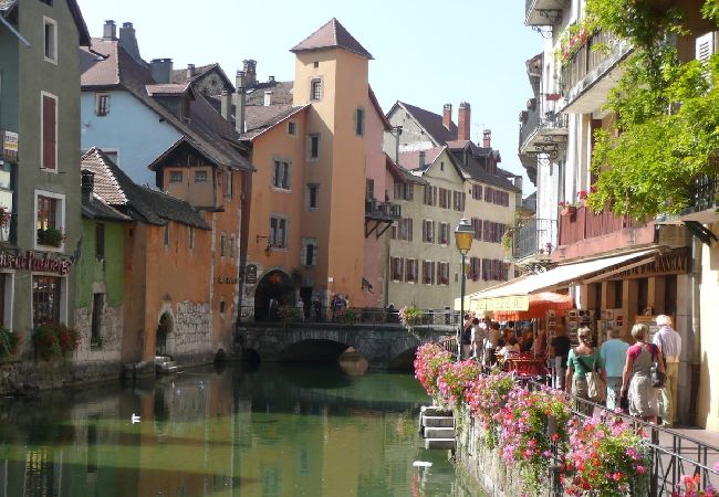 Appartement à Annecy - Cocoon 1 min romantique Appartement à Annecy - Cocoon 1 min romantique
