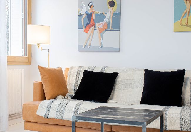 Appartement à Annecy - Petit Palace vue sur l'Impérial Appartement à Annecy - Petit Palace vue sur l'Impérial