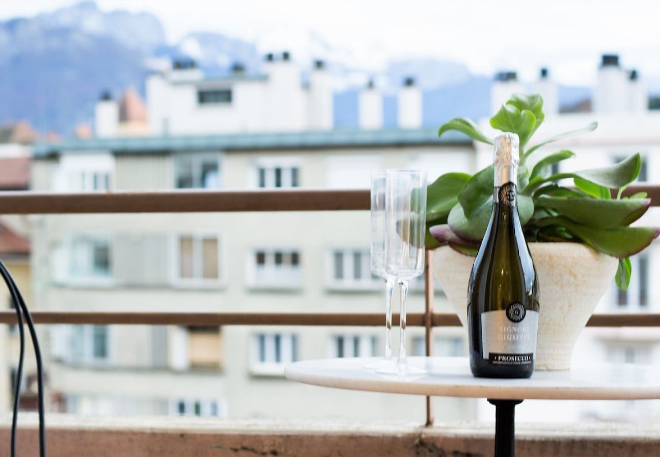 Appartement à Annecy - Ilot Zen 5 min vieille ville vue montagnes