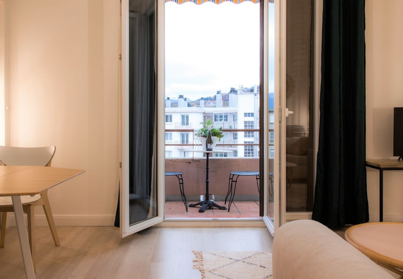 Appartement à Annecy - Ilot Zen 5 min vieille ville vue montagnes