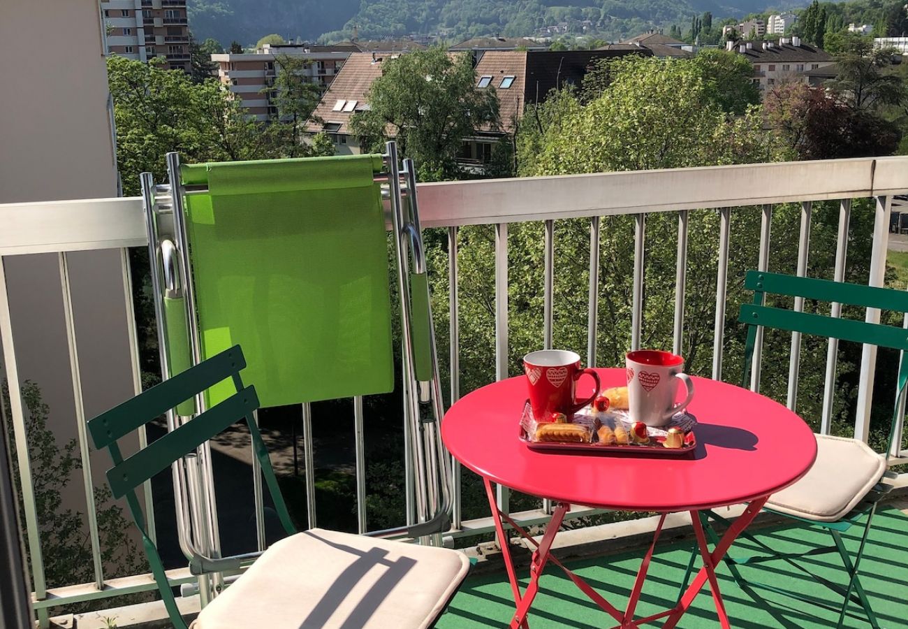 Appartement à Annecy - Majestic Romantique avec 2 vélos