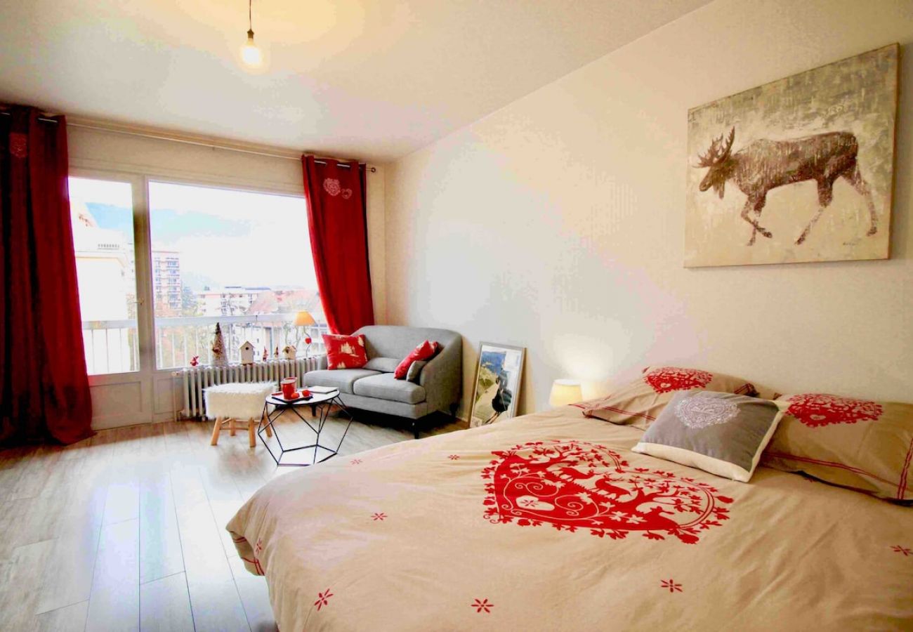 Appartement à Annecy - Majestic Romantique avec 2 vélos