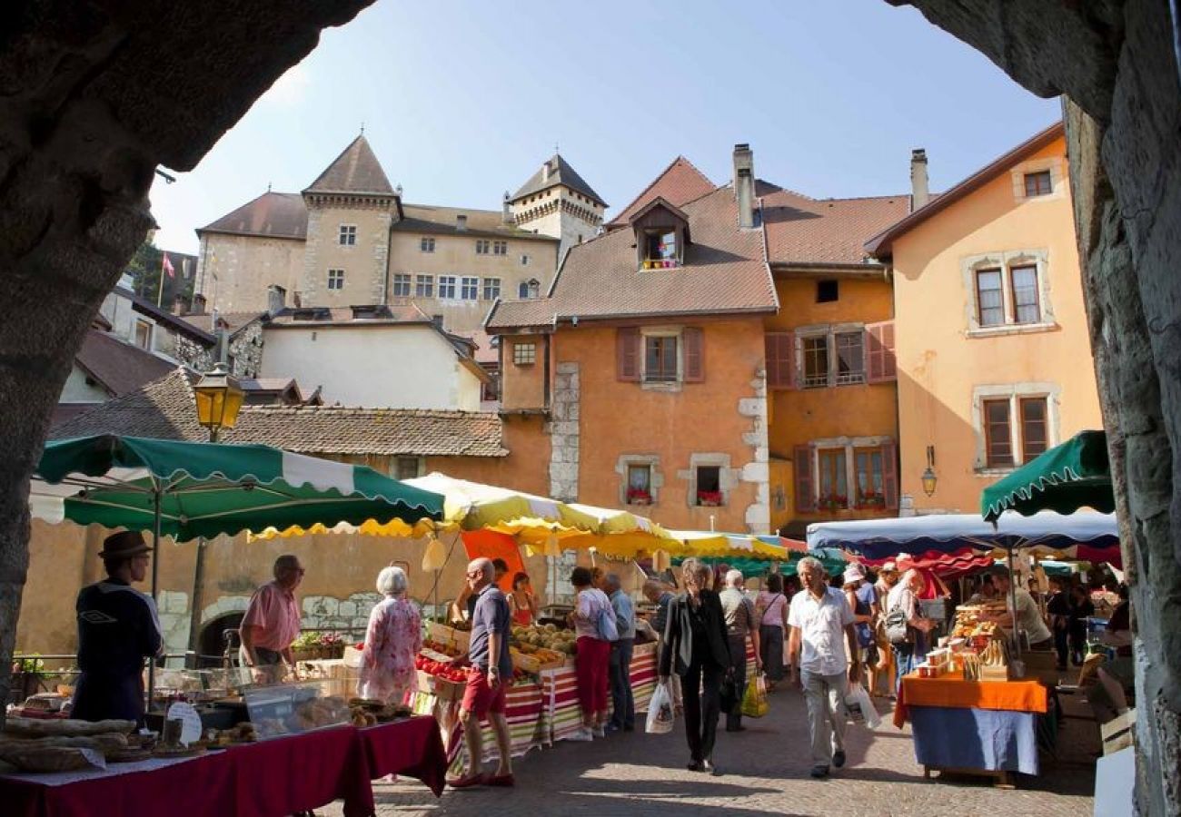 Appartement à Annecy - Majestic Romantique avec 2 vélos