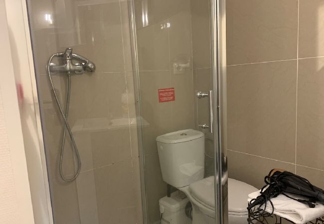 Appartement à Annecy - Petit prince centre ville, appareil à raclette Appartement à Annecy - Petit prince centre ville, appareil à raclette