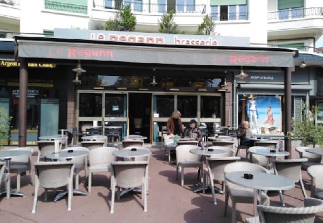 Appartement à Annecy - Petit prince centre ville, appareil à raclette Appartement à Annecy - Petit prince centre ville, appareil à raclette